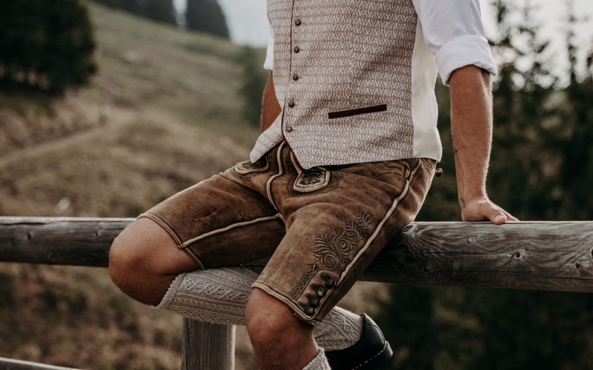 Heritage and Style The Appeal of Kurze Lederhosen for Men