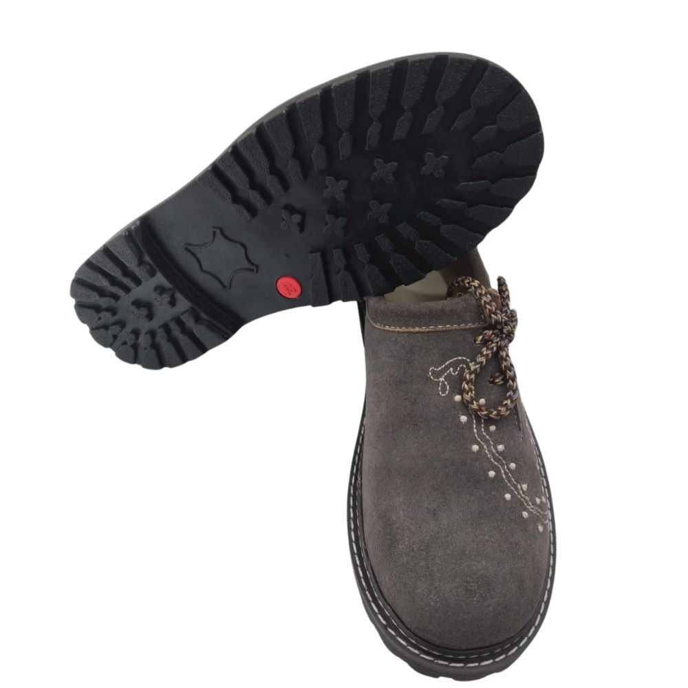 Comfort & Style: Premium Lederhosen Shoes